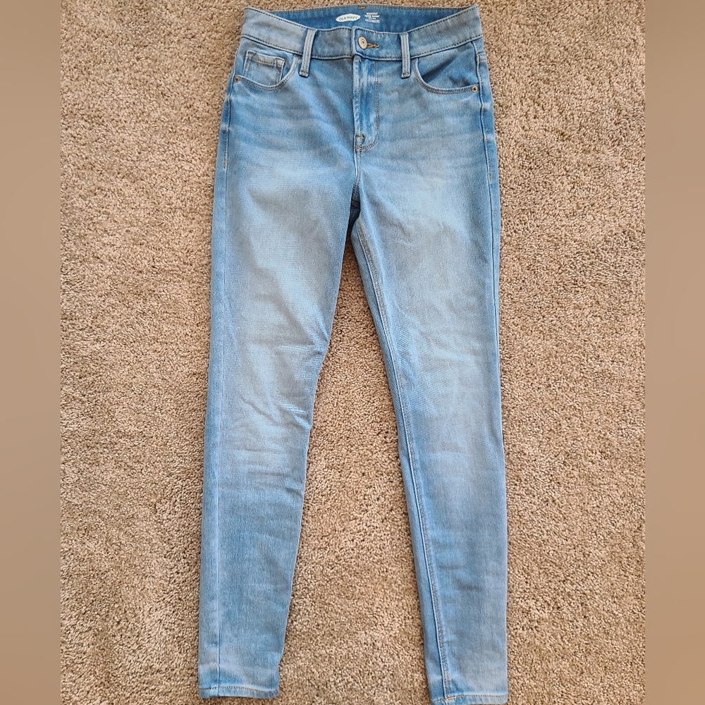 Light wash Old Navy Rockstar Jeans Super Skinny High Rise Sz 2